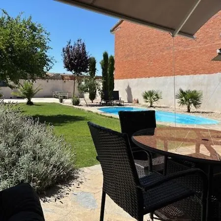 Villa Mandres. Casa Con Jardin Y Piscina. Proximo A Puy Du Fou. Totanés Exterior foto