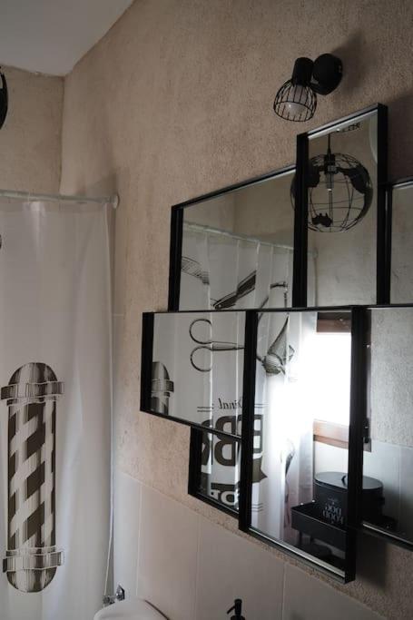 Mandres. Casa Con Jardin Y Piscina. Proximo A Puy Du Fou. Apartment *