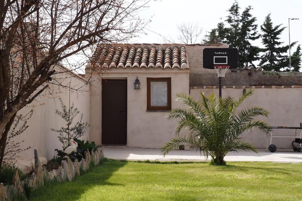 Apartment Mandres. Casa Con Jardin Y Piscina. Proximo A Puy Du Fou. *
