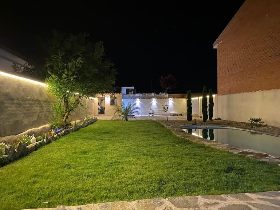 Apartment Mandres. Casa Con Jardin Y Piscina. Proximo A Puy Du Fou. *